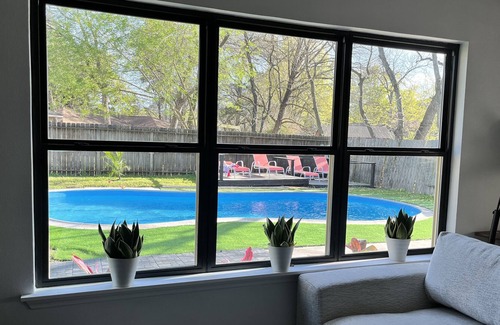 Spring Villa | Trendy Villa with Private Pool close to IAH
