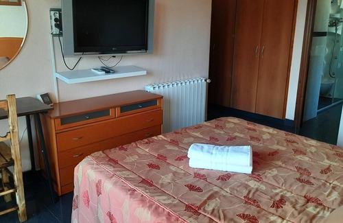 Sant Fost de Campsentelles Bed & Breakfast | Tres Belle Suite 24m2 Avec Magnifique VUE