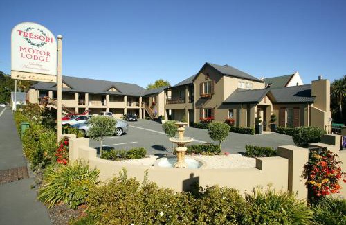 Akaroa Hotel | Tresori Motor Lodge