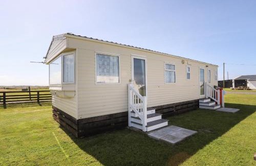 Caergeiliog House | Trewan Chalet