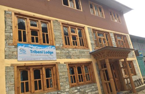 Phakding House | Tribeni Lodge Restaurant And Bar