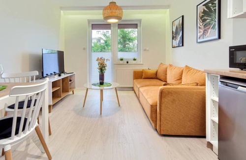 Pruszcz Gdanski Apartment | Tricity Retreat Apartments with Parking - by Rentujemy