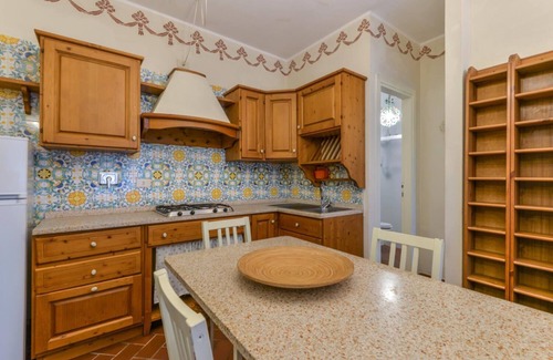 Naregno Apartment | Trilocale classic - Two Bedroom Apartment, Sleeps 5