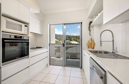 Kewarra Beach Apartment | Trinity Beach Bliss Experience Resort Living
