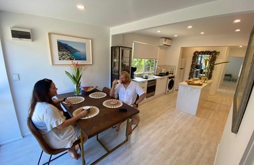 Trinity Beach Cottage | Trinity Beach Oasis-Uncover serenity and sophistication at our beachside.
