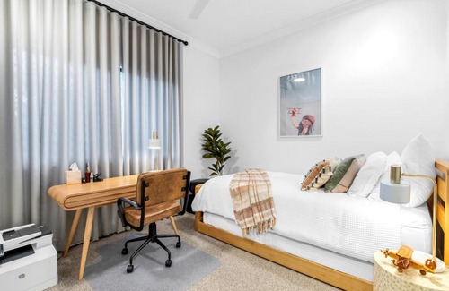 Trinity Beach Apartment | Trinity Beach Tropical Hideaway