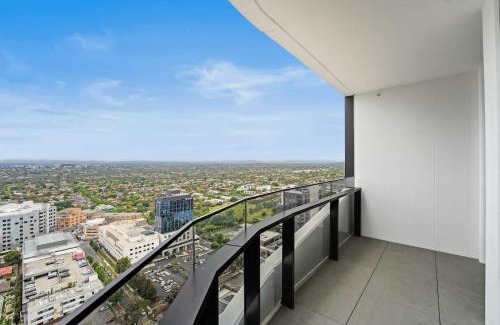 Box Hill Apartment | Trio Box Hill - Lux 3BR Penthouse Beauty w parking