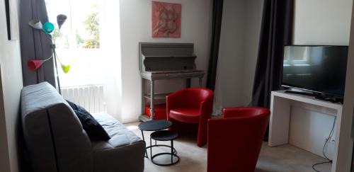 Bauge Apartment | Triplex tout confort, plein centre ville Bauge en Anjou
