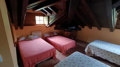 Los Corrales de Buelna Hotel | Trisileja Posada El Manjon
