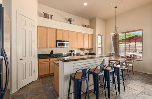 Desert Diamond House | Troon/Gated/Pool/Firepit/Sleep 6