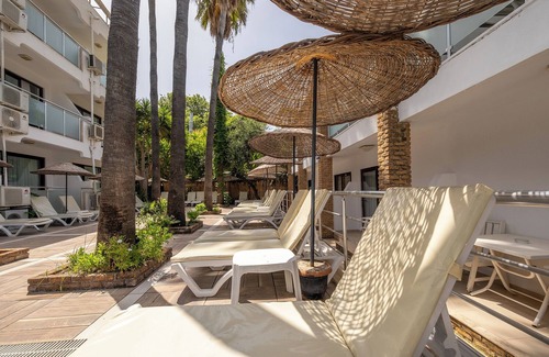 Bahtılı Apartment | Tropic Beach Club Side