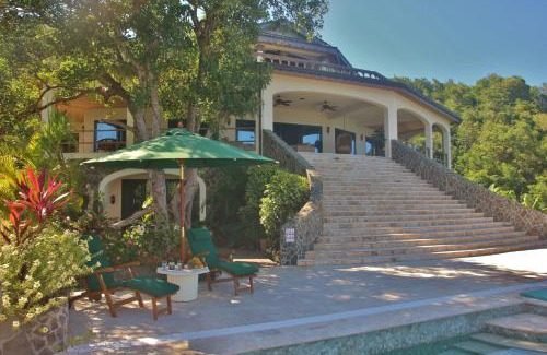 Friendship Bay Hotel | Tropical Hideaway