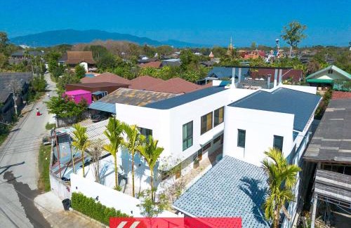 San Klang Villa | Tropical Luxury Pool Villa near Golf Courses