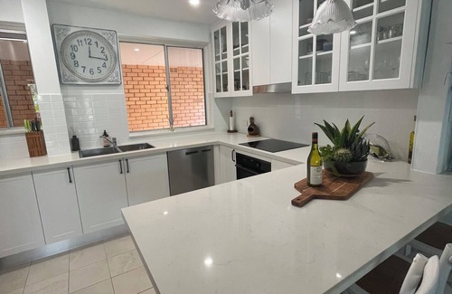 Narrabeen Apartment | Tropical Northern Beaches Sydney