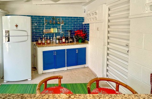 Sunset Crest House | Tropical Oasis with Pool close to beach - Beachcomber