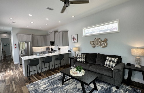 Polk City Resort | Tropical Paradise Rental in Key West-Inspired Gated Resort