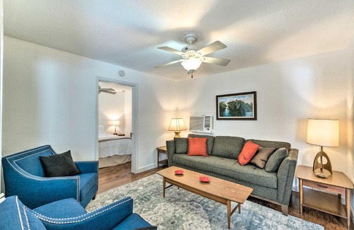 Charlotte Harbor House | Tropical Port Charlotte Cottage - Walk to Bay!