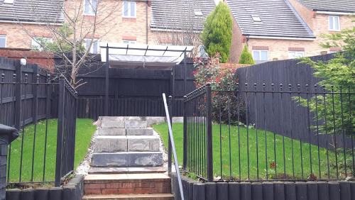 Salford House | Tropical Sun Homes - Beautiful spacious 3 bed home in a serene environment with free parking for 2 cars
