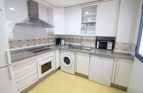 Velilla-Taramay Apartment | TROPIGALERA Apartment on the beachfront D