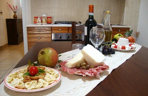 Locorotondo House | Trulli di Marì: Trullo Il Nido ideal for couples 12km from the sea Wifi