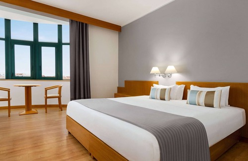 Palhais Hotel | TRYP by Wyndham Montijo Parque Hotel