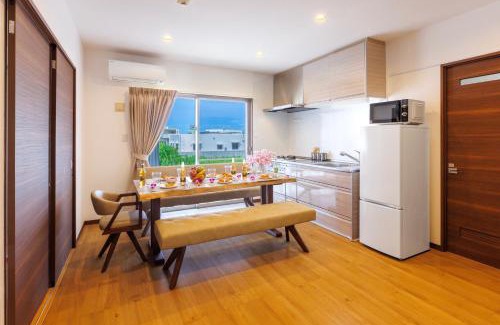 Tokeshi Apartment | Tsubaki house