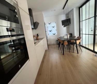 Gijon City Centre Apartment | TU CASA - Parking y terraza VUT 177-AS