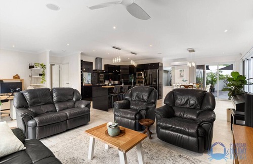 San Remo House | Tuart Heights in San Remo