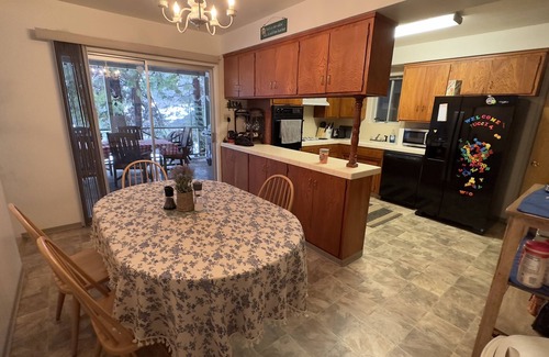 McCloud House | Tucci Two Base camp Mountain or River adventures.