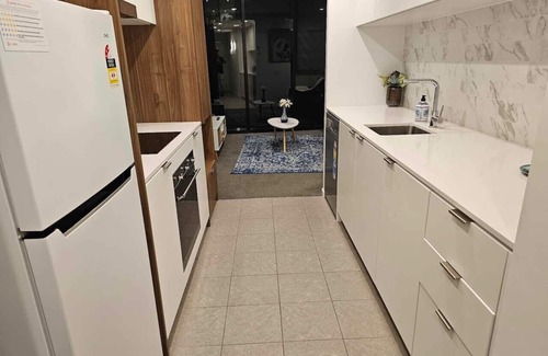 Phillip Apartment | Tucked Away on the Tenth Floor @Woden