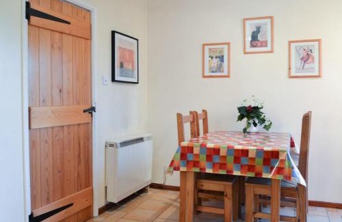 Romsey House | Tudor Cottage