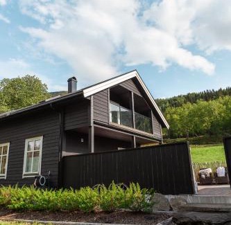 Gaular Hotel | Tuftegarden