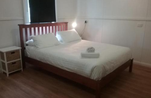Tullah Hotel | Tullah Tavern