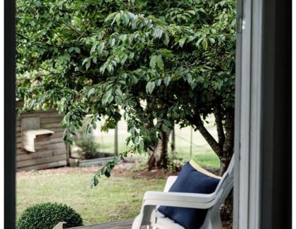 North Lilydale House | Tumbledown Barnhouse