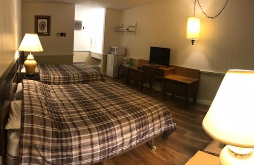 Cache Creek Hotel | Tumbleweed Motel