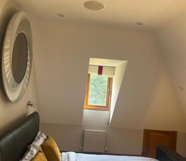 Henfield Apartment | Turnhams Gill located near high street