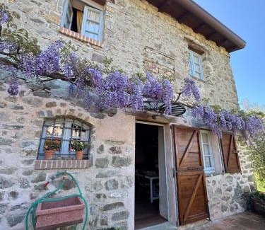 Casola in Lunigiana House | Tuscan Country House - Capanna dei muli