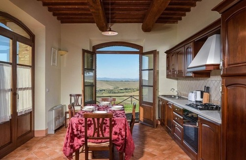 Bollano House | Tuscan dream home in the Val d'Orcia valley