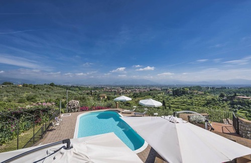 Casalguidi Villa | Tuscan villa near Florence and Lucca