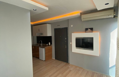 Pendik District Apartment | Tuzla First House