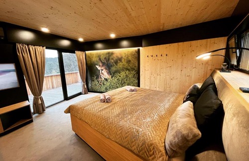 Osecna Hotel | tvrz KRASSA