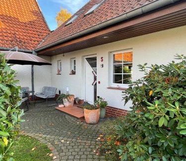 Kaltenweide House | Twenge Retreat - Haus Nähe Stadt und Flughafen mit Garten, 3 Zimmer, TV, Küche, Bad und Netflix