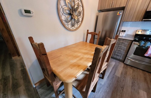 Petawawa Cabin | Twin 2 Cabin at Pine Ridge Park
