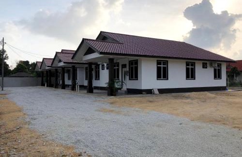 Kampung Sekati House | Twin Homestay C