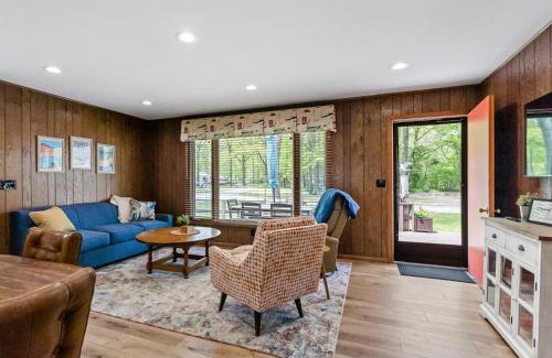 Mears House | Twin Oaks B
