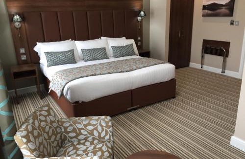 Ault Hucknall Hotel | Twin Oaks Hotel