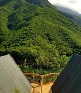 Shkoder County House | Twin Villas Komani Lake