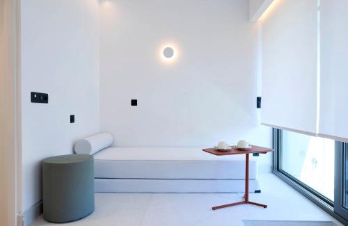 Piraeus Hotel | Twinn Downtown Piraeus, Santikos Collection