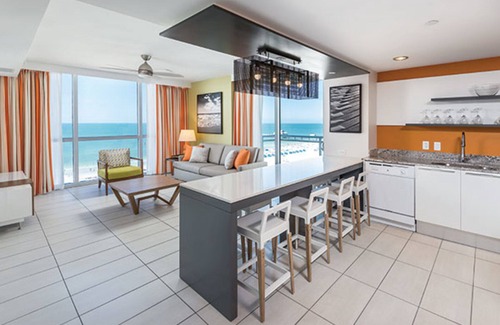 Clearwater Beach Resort | Two Bed Presidential, Luxury Condo, Clearwater Beach, FL 2093621