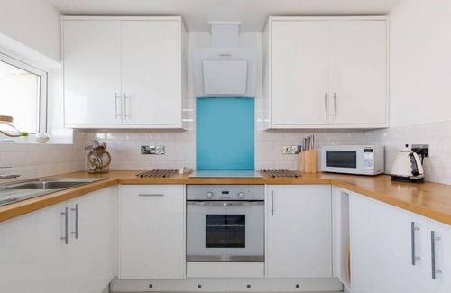 East Wittering Apartment | Two Bed Seafront Escape in East Wittering